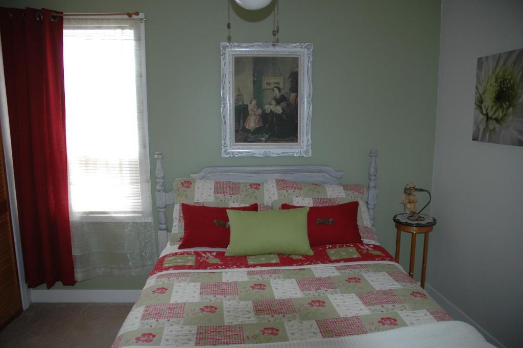 Auberge De La Rive De Charlevoix - Auberge De Jeunesse Familiale Pour Voyageurs De Tous Ages Saint-Joseph-de-la-Rive Стая снимка